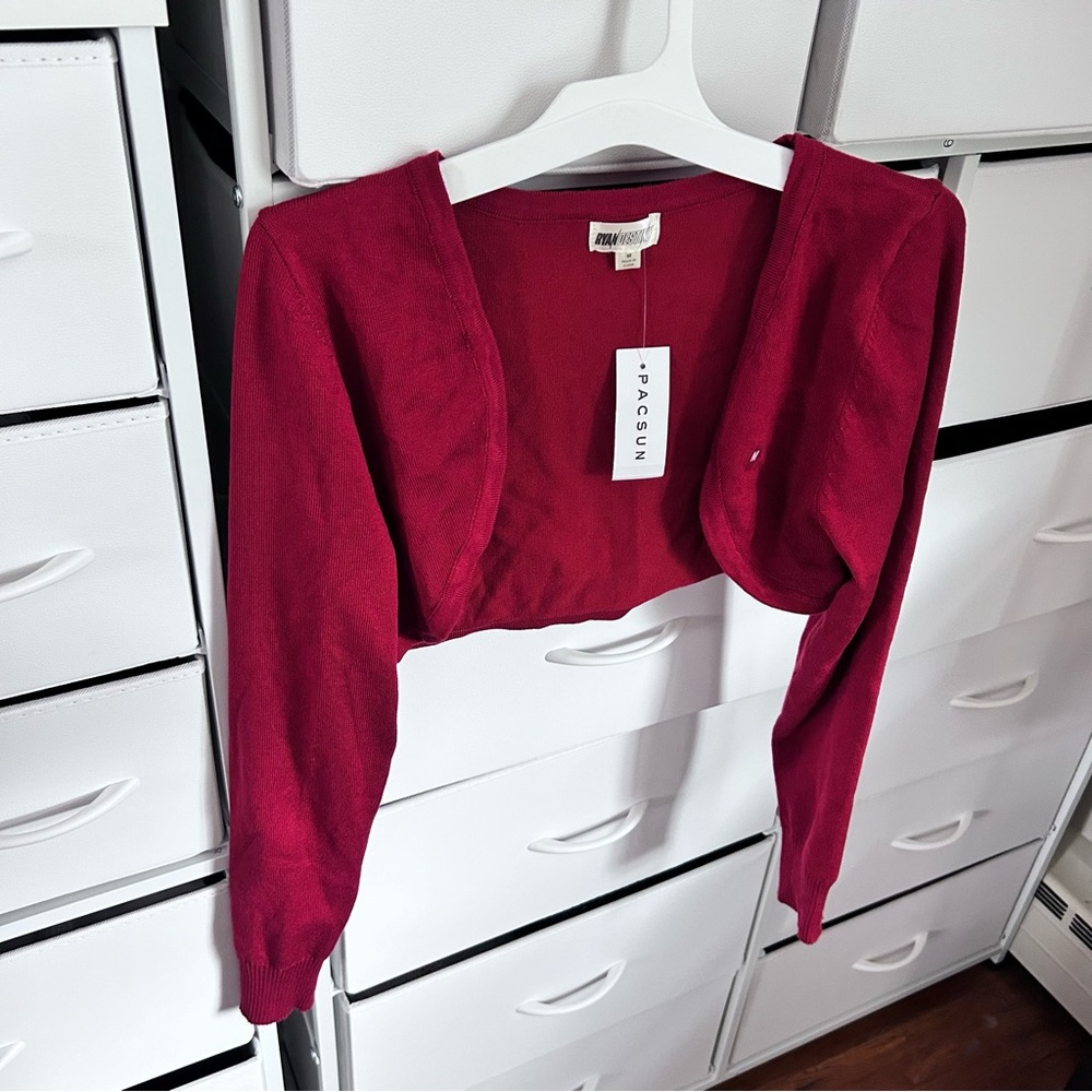 new pacsun red cropped cardigan